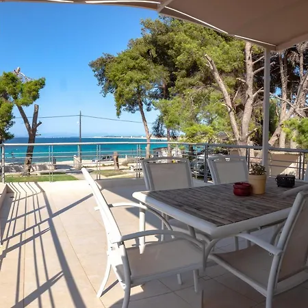 Brunello Seaside Apartament *