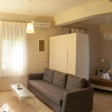 Brunello Seaside Lefkáda